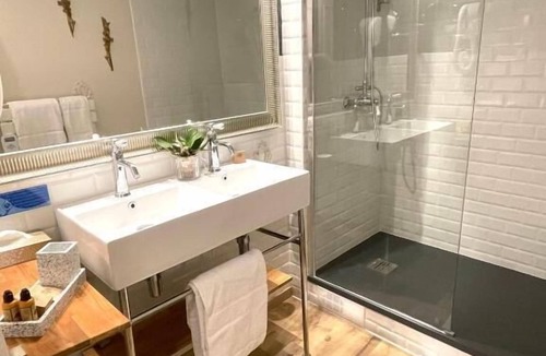 Monpazier Hotel | Château Hôtel Edward 1er