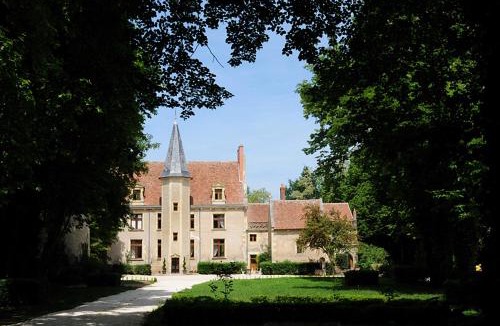 Saincaize-Meauce Hotel | Château - Hôtel Le Sallay