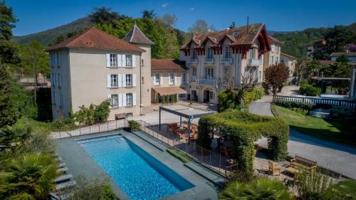 Eybens Hotel | Château Hôtel, Restaurant & Spa De La Commanderie