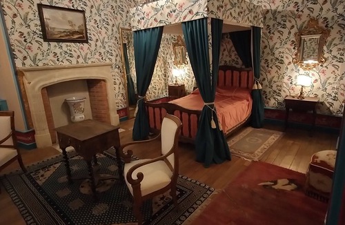 Chateau-l'Eveque Other | Château-l'Evêque in Périgord