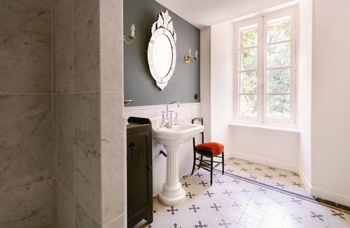 Tornac House | Château La Bruguiere