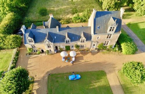 Parigne-le-Polin Bed & Breakfast | Château La Chevalerie - 24h du Mans