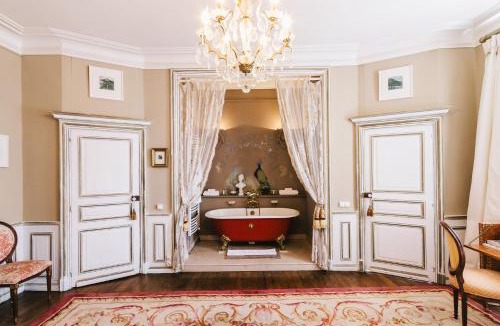 Boussac Bed & Breakfast | Château La Creuzette