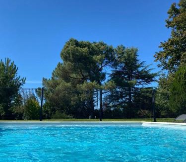 Vertheuil Bed & Breakfast | Château La Gravière