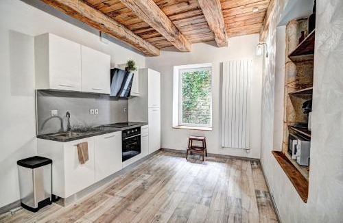 Vaite Bed & Breakfast | Château la hussardiere