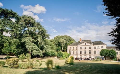 Cande-sur-Beuvron Bed & Breakfast | Château Laborde Saint Martin