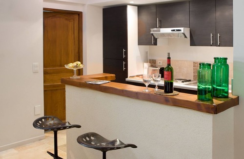 Lussac Bed & Breakfast | Château Latour Segur Suites & Spa