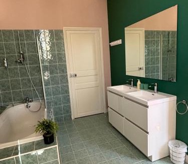 Castelsarrasin House | Château Lavalade