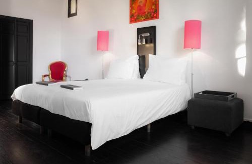 Mouleydier Hotel | Château Les Merles et ses Villas