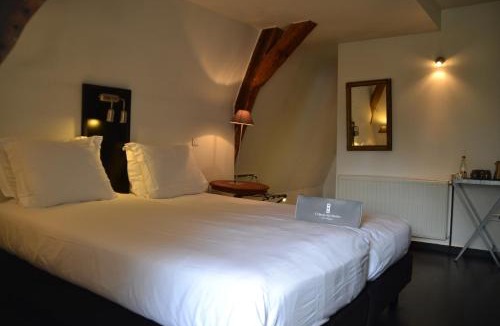 Mouleydier Hotel | Château Les Merles et ses Villas