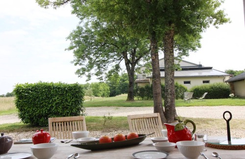 Saint-Martin-de-Laye House | Château Malfard - Petit Verdot