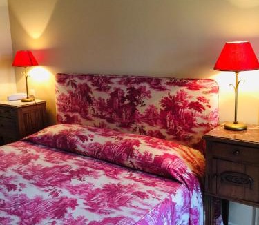 Moulis-en-Medoc Bed & Breakfast | Château Maucaillou