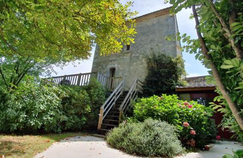 Leyritz-Moncassin House | Château Moncassin Gites & Chambres D'Hôtes