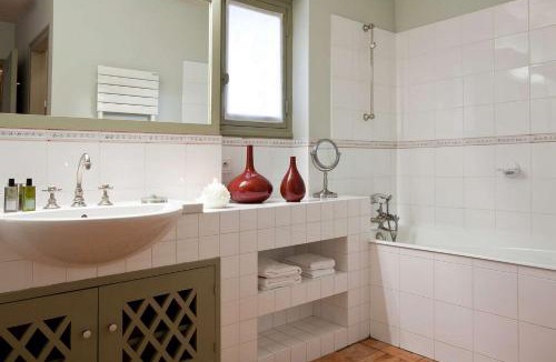 Saint-Estephe Bed & Breakfast | Château Ormes de Pez