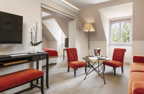 Montlucon Hotel | Château Saint-Jean