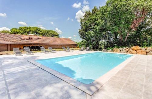 Pezenas House | Château Saint Martin de Graves