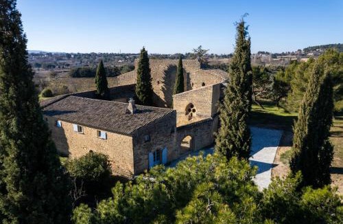 Puyvert Bed & Breakfast | Château Saint-Pierre de Mejans