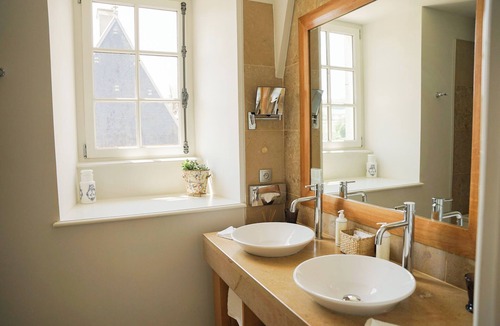 Sainte-Sabine Hotel | Château Sainte Sabine