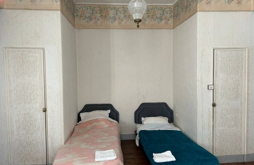 Cambounet-sur-le-Sor Other | Château Sleeping Beauty