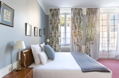 Eybens Hotel | Château & Spa de la Commanderie