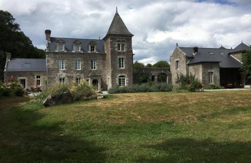 Augan House | Château Ville Voisin