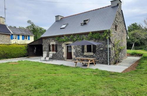 Chateauneuf-du-Faou House | Châteauneuf-du-Faou, Finistre, Brittany