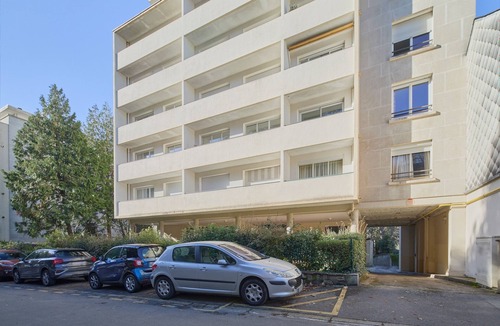 Monselet Apartment | Chézine - Quartier calme en centre-ville