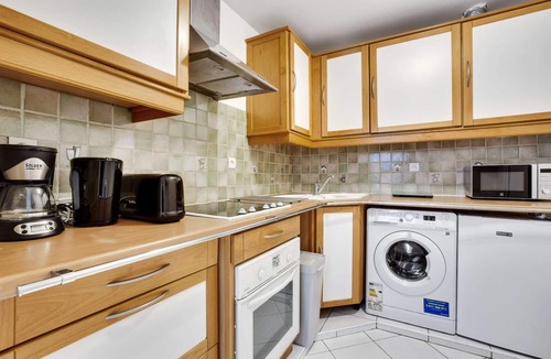 Epinettes Apartment | Chic Studio With Terrace Downtown Paris