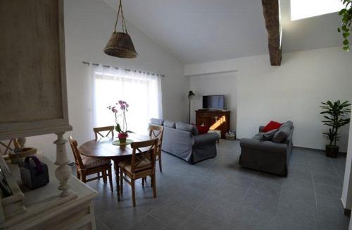 Saint-Georges-les-Baillargeaux House | Chez gustave