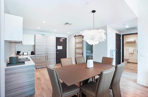 Hollywood Condo | CH Luxury Two Bedrooms and Partial Ocean View-CS2