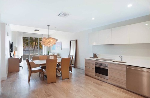 Hollywood Condo | CH Luxury Two Bedrooms and Partial Ocean View-CS2