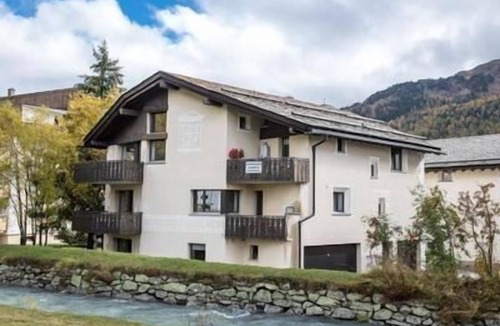 Sils-Maria Apartment | Chesa Margretta OG