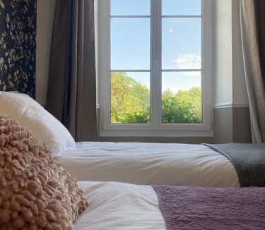 La Limouziniere Bed & Breakfast | CH2 - MANOIR DU MOULINIER - Campagne - Calme - Petit-déjeûner inclus - Table d'hôte sur réservation - Parking gratuit