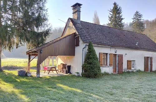 Druyes-les-Belles-Fontaines Cottage | Charming ECOLOGICAL gîte * in Burgundy - Ecolieu
