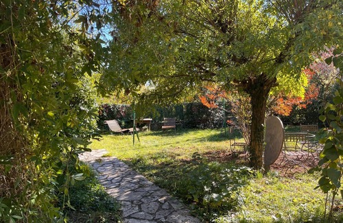 Saint-Etienne-de-Fontbellon House | Charming Holiday Home in Aubenas with Private Garden, Balcony and Air Conditioning