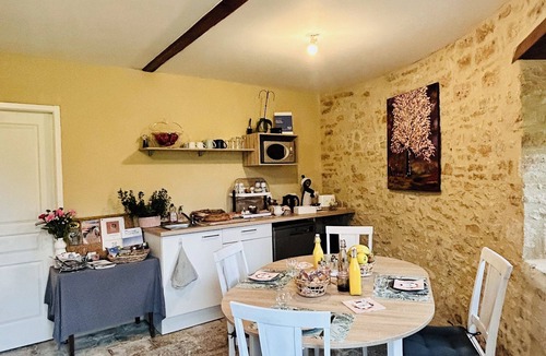 Saint-Germain-de-Varreville Bed & Breakfast | Charming Room "La Ruby