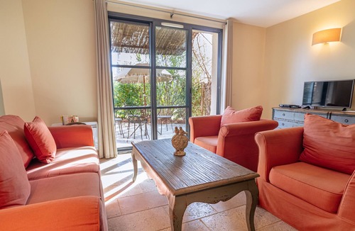 Saint-Laurent-de-la-Cabrerisse Villa | Charming villa 87