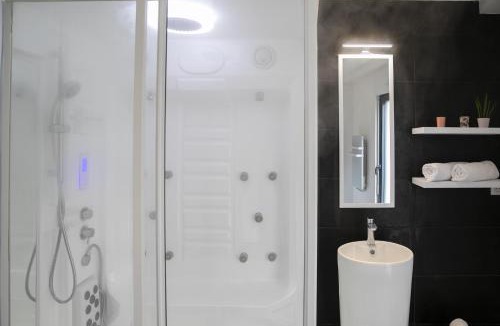 Chablis Apartment | Chablis Spa 1er Cru Balnéo