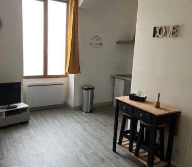 Chablis Apartment | Chablis : studio en plein centre ville