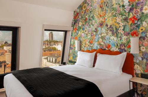 Richebourg - Saint-Clement Hotel | Chachacha Hôtel