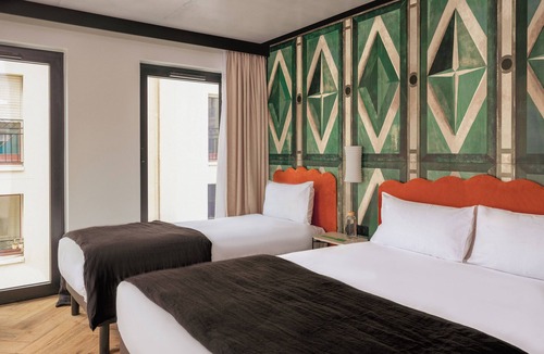 Richebourg - Saint-Clement Hotel | Chachacha Hôtel