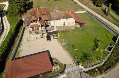 Saint-Genix-sur-Guiers Apartment | Chachou