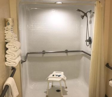 Chadron Hotel | Chadron Inn & Suites