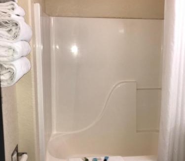 Chadron Hotel | Chadron Inn & Suites