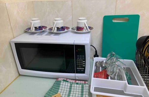 Huntingdale House | Chadstone Holiday W6 Villa