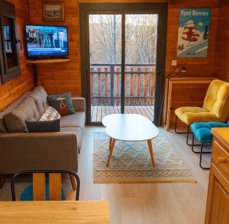 Eyne 2600 Ski Chalet | Chaguimama Snow