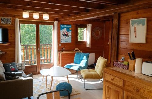 Eyne 2600 Ski Chalet | Chaguimama Snow