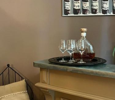 Cognac House | Chai 40