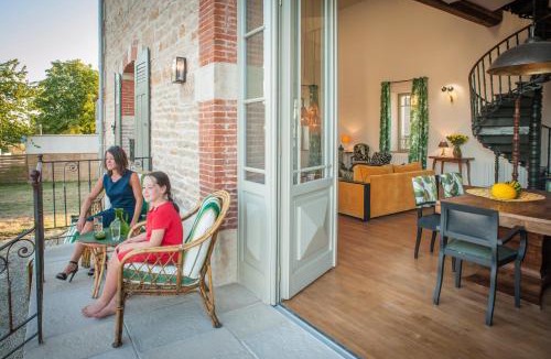 Merceuil Hotel | Chai du Chateau de Morteuil