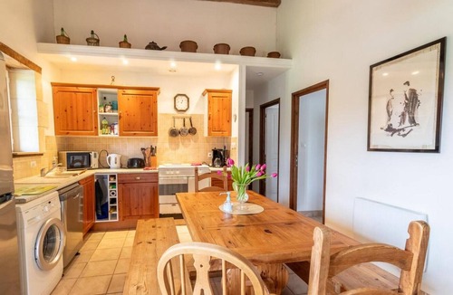 Gemozac Cottage | CHAI MISS TANTINE